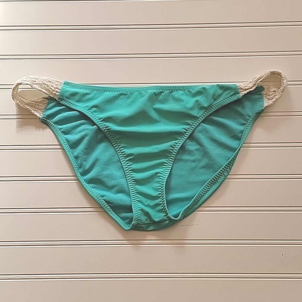 Jessica Simpson Bikini Bottoms XL Aqua Turquoise Crochet